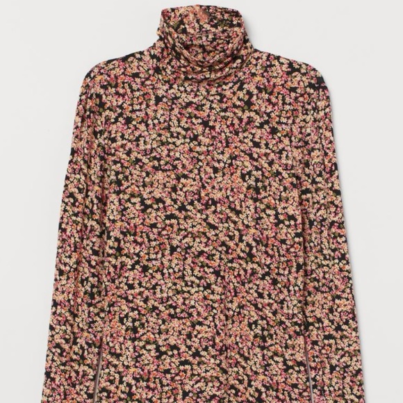 H&M Turtleneck Top Bundle - Picture 2 of 5